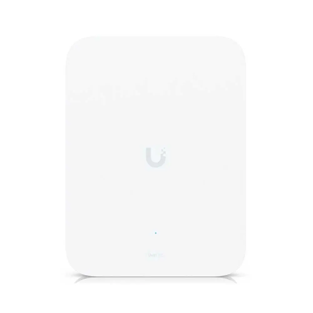REU5G-MAX-OUTDOOR-00002-6a57434f2e29f.webp
